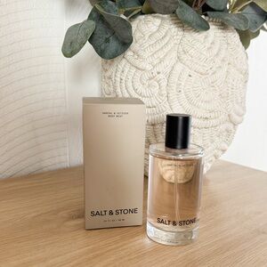 New Salt & Stone Santal & Vetiver Body Mist